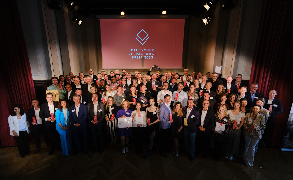 verpackungspreis-gruppenbild_credits-dvi-AndréWagenzik-AndreasDomma